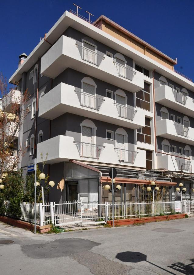 Hotel Sabbia D'Oro 里米尼 外观 照片