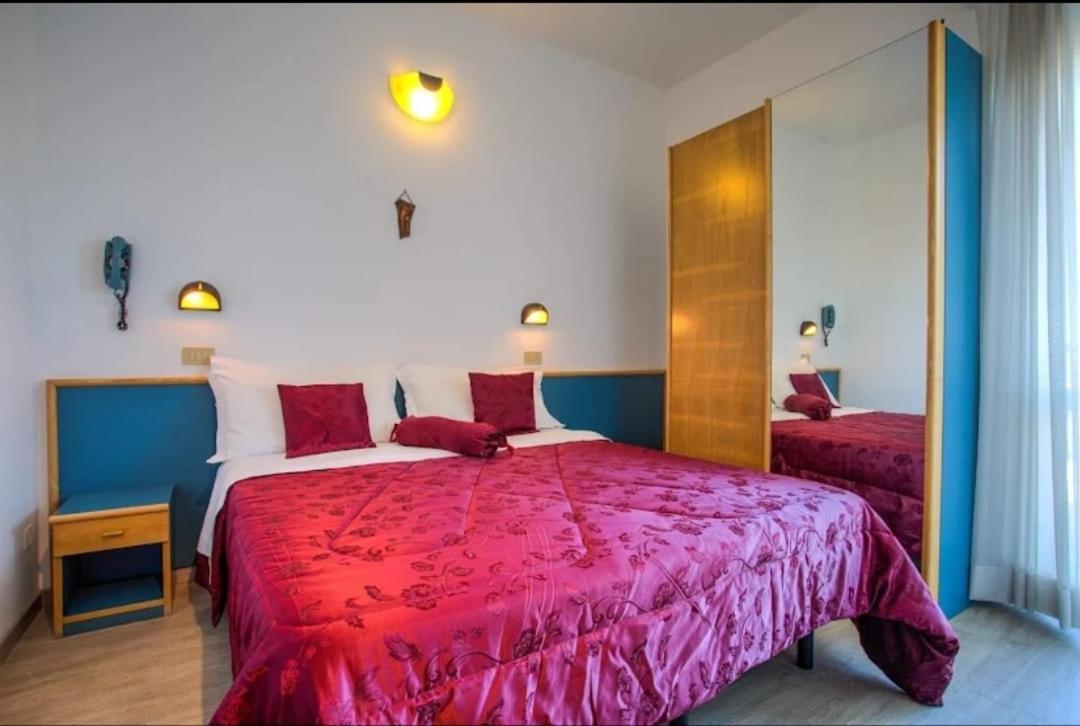 Hotel Sabbia D'Oro 里米尼 外观 照片