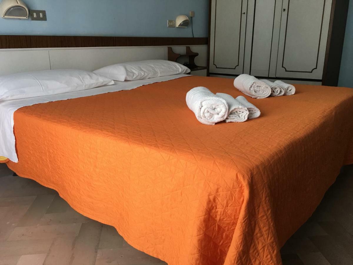Hotel Sabbia D'Oro 里米尼 外观 照片